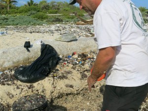 Underwater Vision, Beach Cleanup, Project Aware