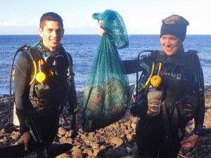 PADI Rescue Diver buddy team made an awesome contribution to marine health in Tulamben!