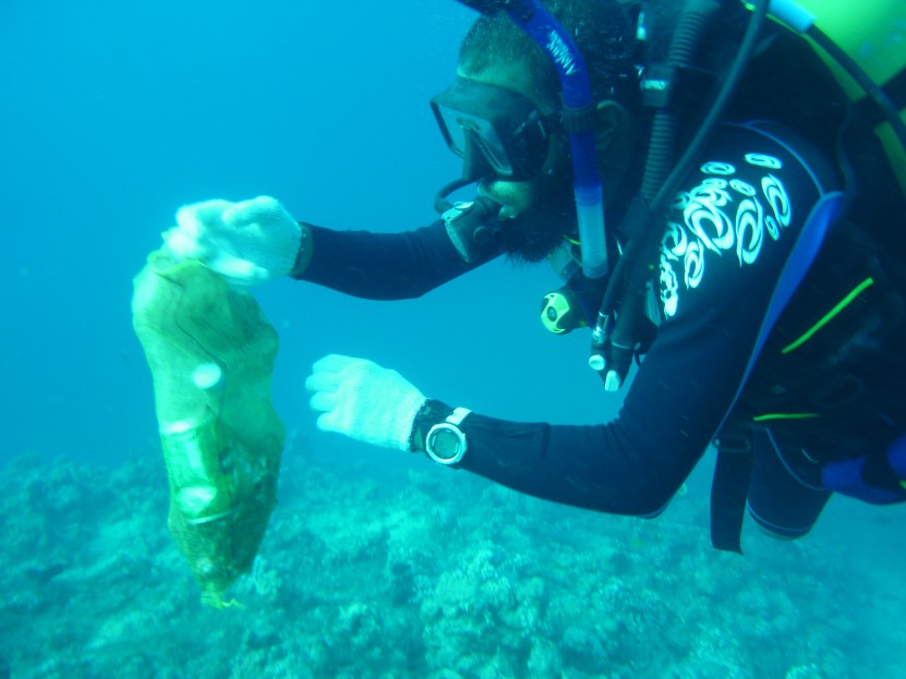 diving against debris