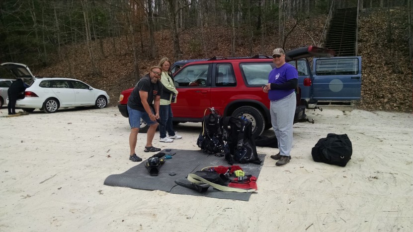 Earth Day Dive for Debris 2015