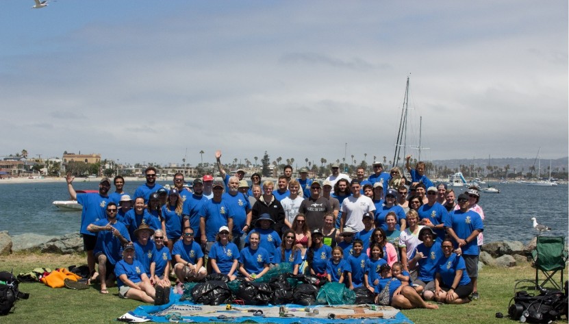 2016 House of Scuba Beach Clean Up Crew