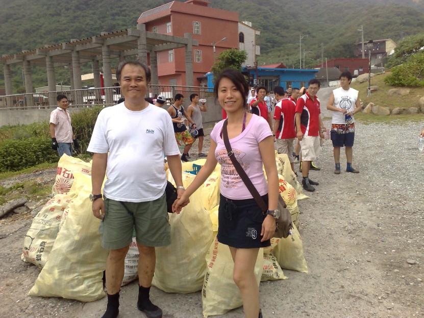 2020/06/07 於龍洞公園淨灘 leader : Huang Wei Chuan  padi  #481512