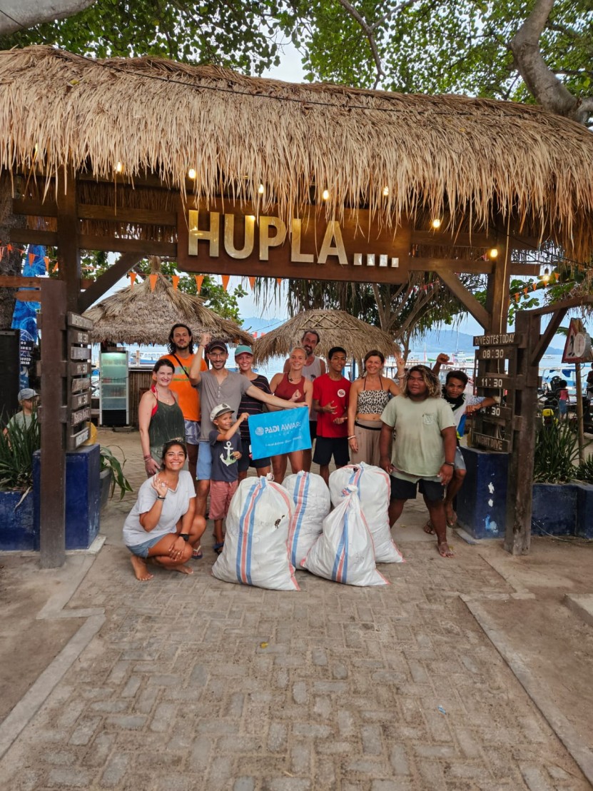 Beach Clean Up Gili Air | Gili Islands | Indonesia