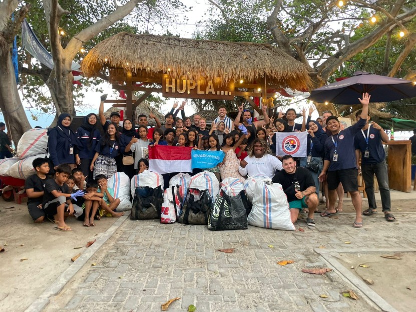 Beach and Reef Clean Up Gili Air