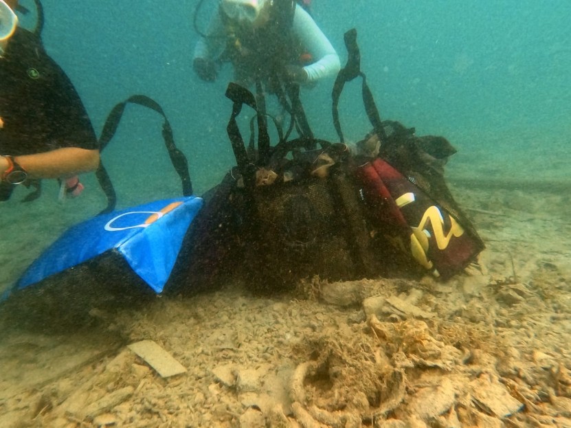 Reef Clean Up Gili Air